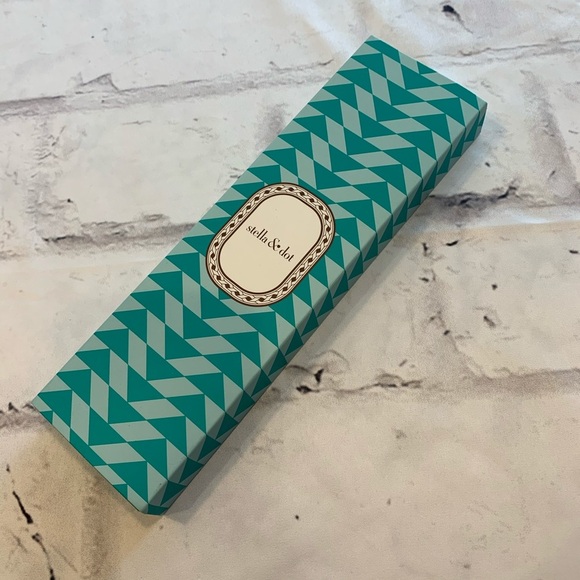 Stella & Dot Neon Green Dream Bracelet - Picture 5 of 7